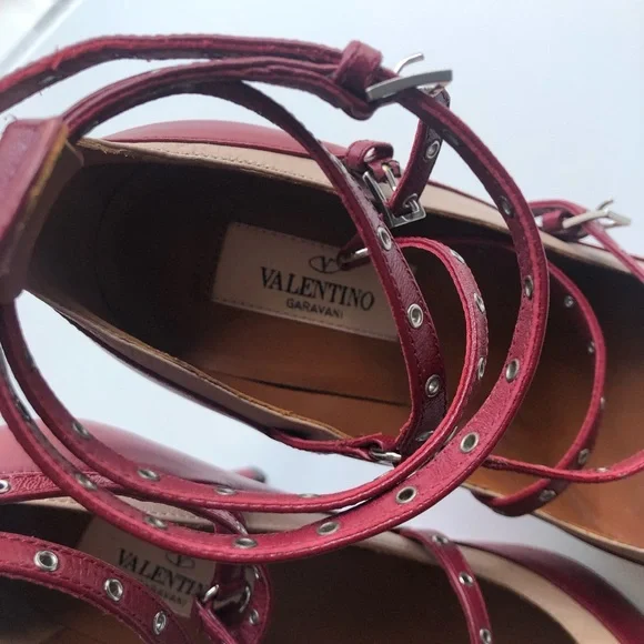 Valentino Garavani love latch pumps